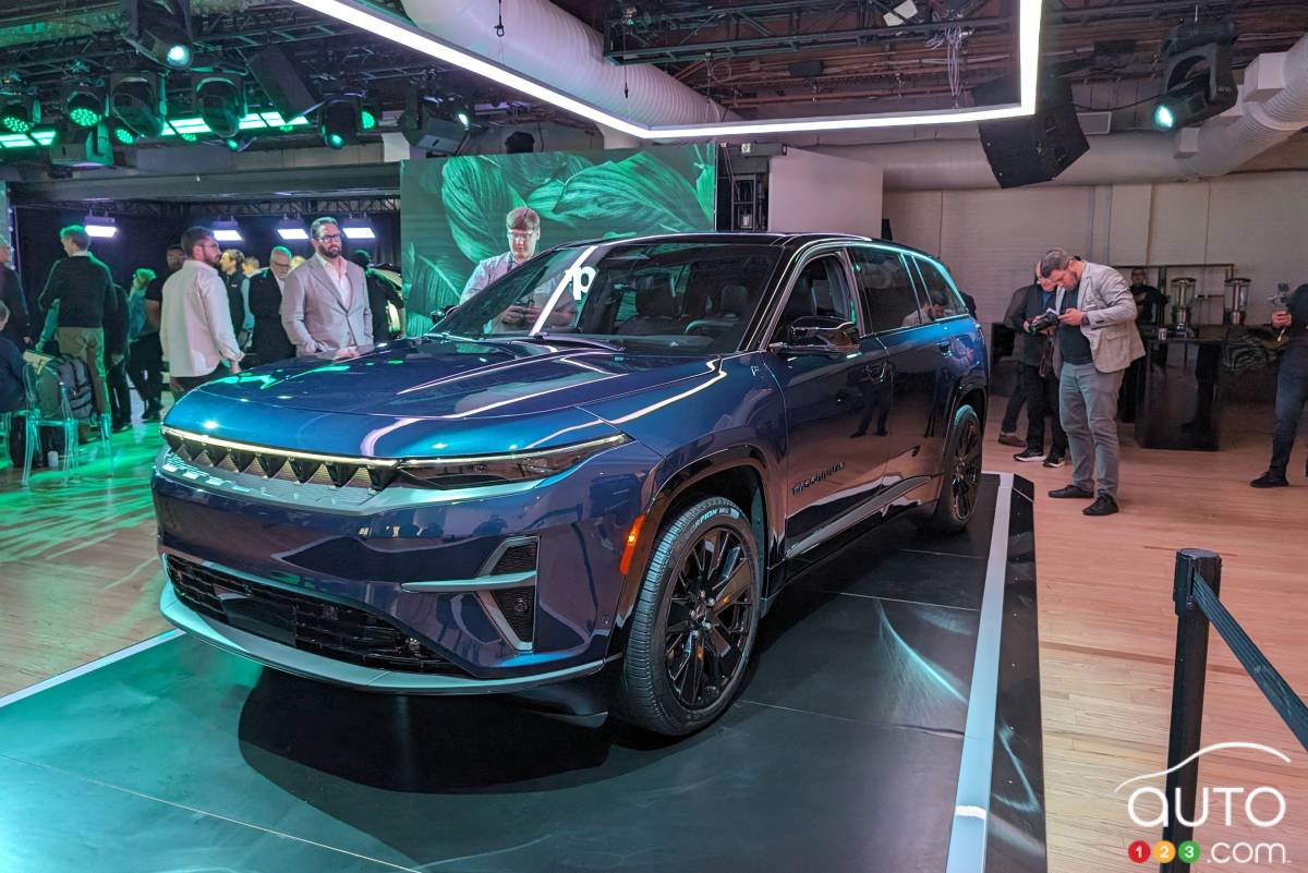 Stellantis ouvrira l’accès aux Superchargeurs Tesla dès 2026