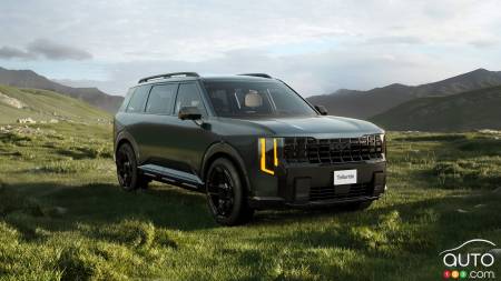 Los Angeles 2025: 2027 Kia Telluride Turns to Hybrid Power