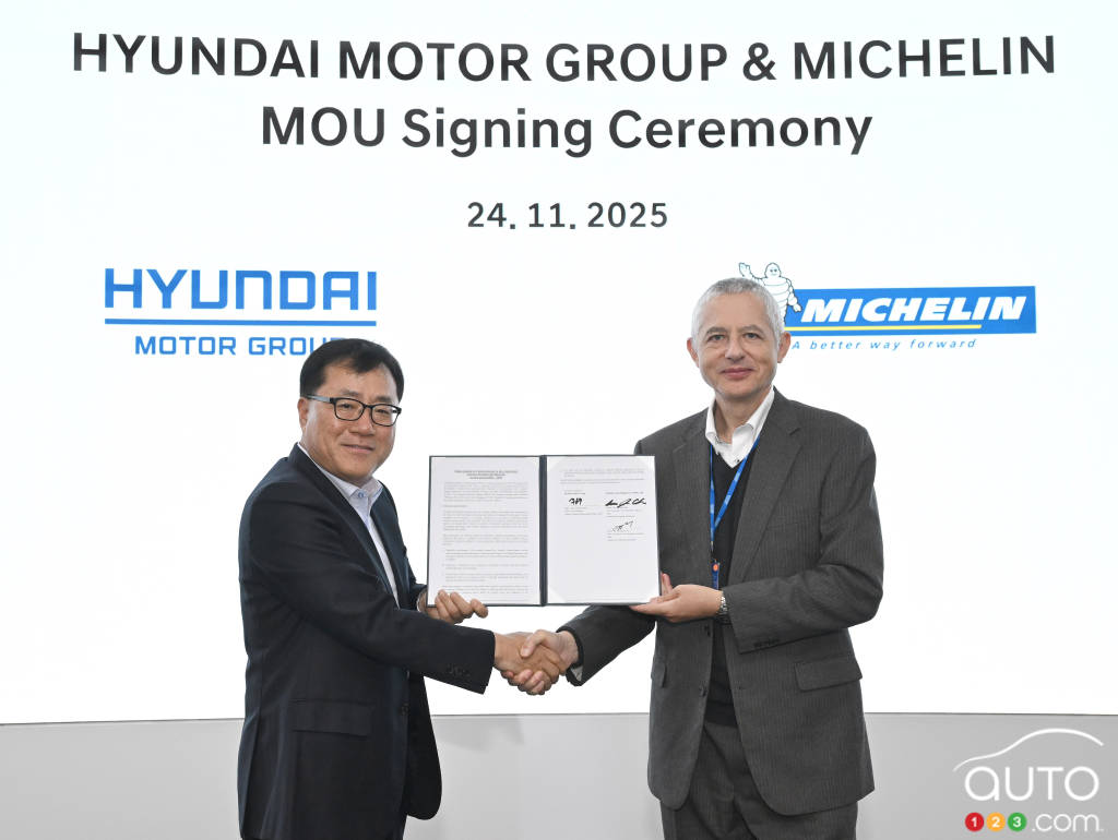 Yongsuk Shin, VP/Head of Genesis Engineering Design Center at Hyundai / Georges Levy, Executive VP/Head of Asia Pacific Automotive Original Equipment at Michelin