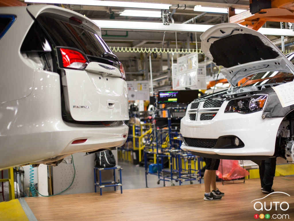 Dans l'usine de Stellantis à Windsor, en Ontario