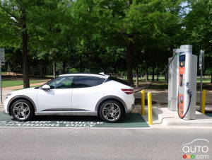 1 million electric vehicles in Canada