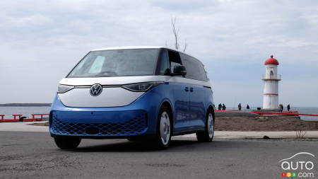 VW Won’t Put Out a 2026 Model-Year ID. Buzz, Plans Revised Offering for 2027