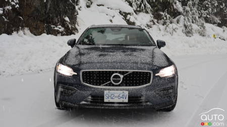 The End of the Road for the Volvo V60 Cross Country