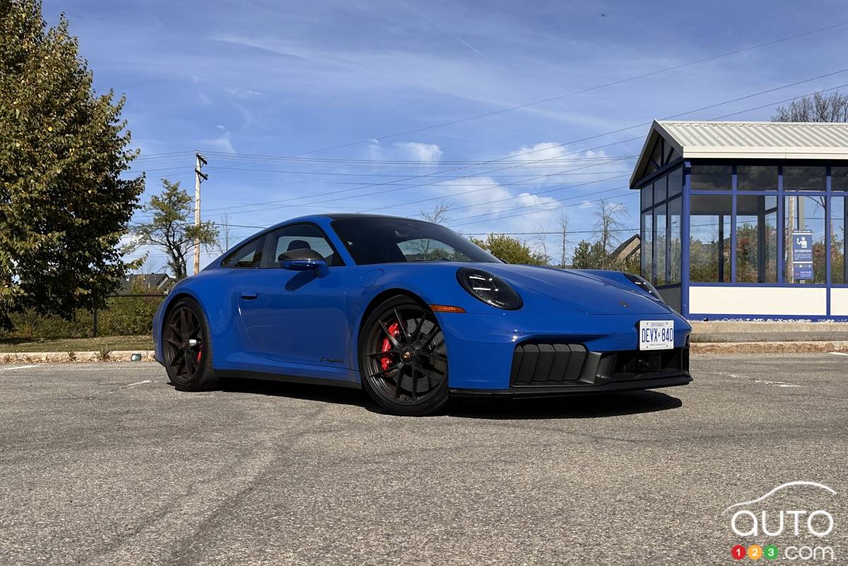 Porsche 911 Carrera GTS T-Hybrid 2025, essai routier : le choc électrique