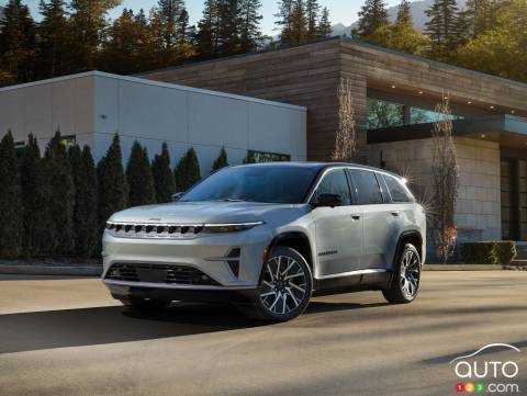 Chicago 2025: Jeep Presents 2025 Wagoneer S Limited