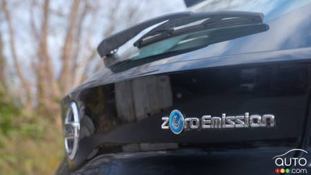 U.S. Suspends Funding for EV Charging Station Program