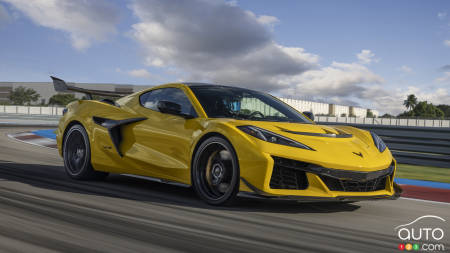 2025 Chevrolet Corvette ZR1 Priced Starting at $239,099 in Canada
