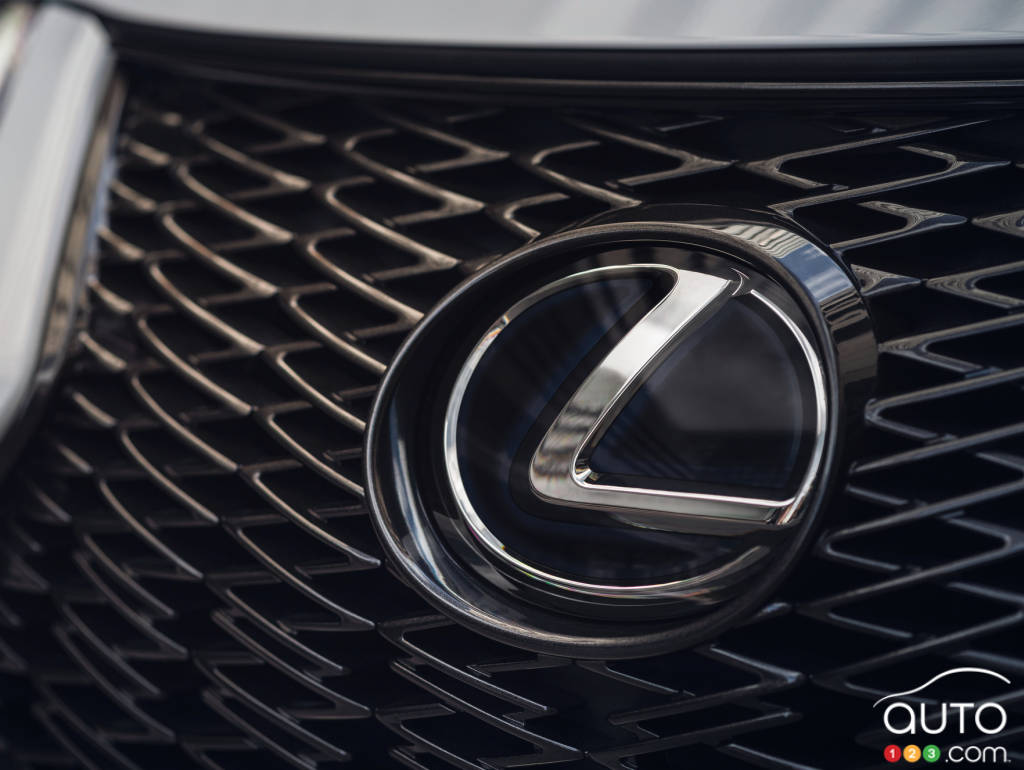 Le logo Lexus