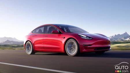 Tesla Recalls 380,000 Model 3 and Model Y EVs for Power Steering Problem