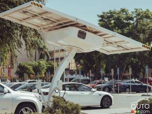 U.S. Orders 8,000 Chargers at Federal Buildings Removed