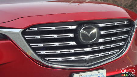 Mazda Settles Class Action Suit Over Infotainment System