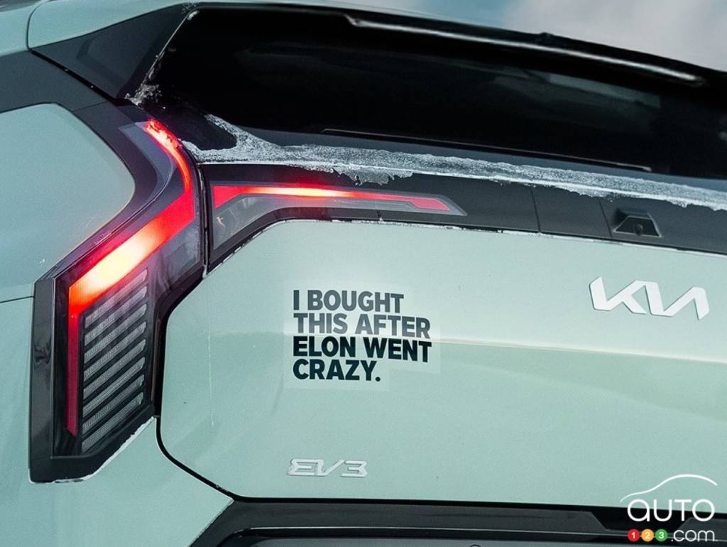 Collant sur le nouveau EV3 de Kia