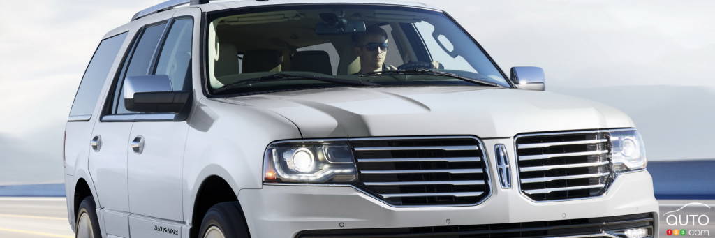 Lincoln Recalls 35,000 Navigators for Unusual Fire Risk