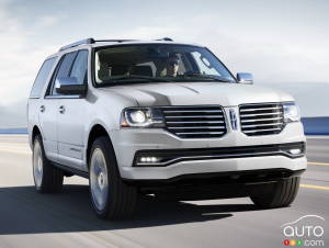 Lincoln Recalls 35,000 Navigators for Unusual Fire Risk