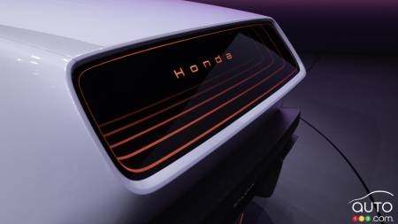 Toyota, Honda Form Unexpected Alliance on Hybrid Batteries to Counter Tariffs