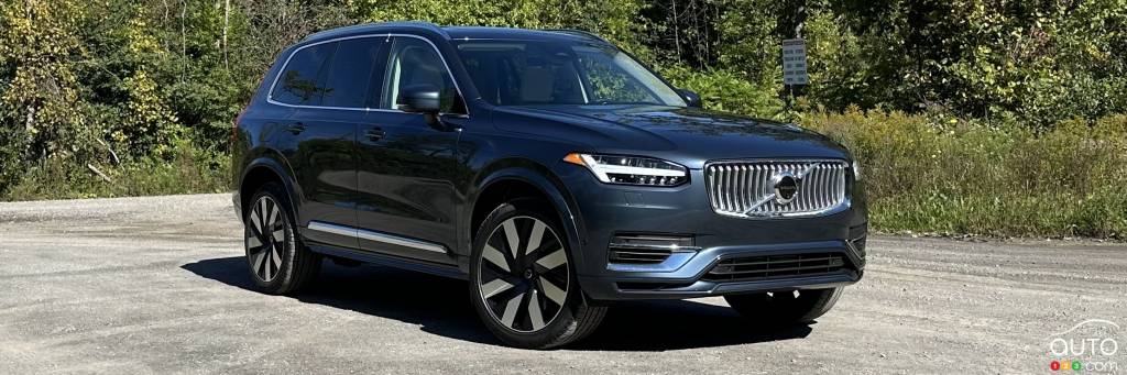 2025 Volvo XC90 T8 Review: Inching Towards an All-Electric Future