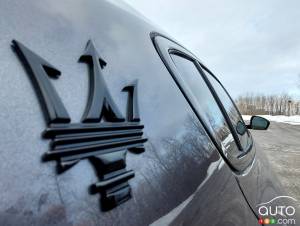 Maserati reste dans la famille Stellantis, malgré des ventes en chute libre