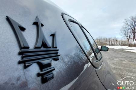 Maserati reste dans la famille Stellantis, malgré des ventes en chute libre