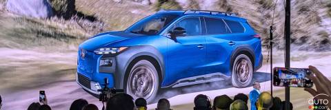 New York 2025: Subaru Trailseeker, Solterra 2026 Show Two Faces of Electrification