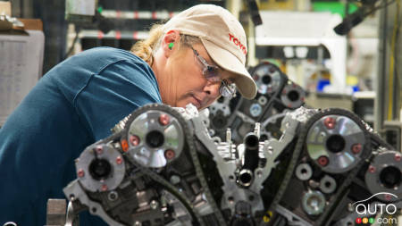 Tariff Exemptions for Auto Manufacturers Staying in Canada