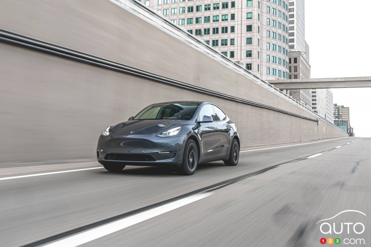 Tesla Accused of Manipulating Vehicle Odometers to Limit Warranty Repairs