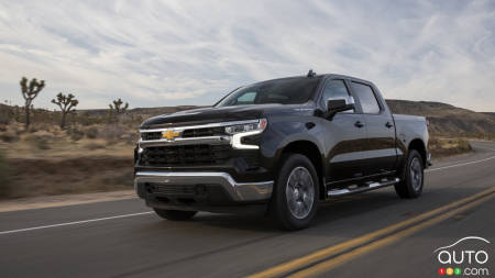 GM Is Recalling Nearly 900,000 SUVs, Pickups with 6.2L V8 Engines