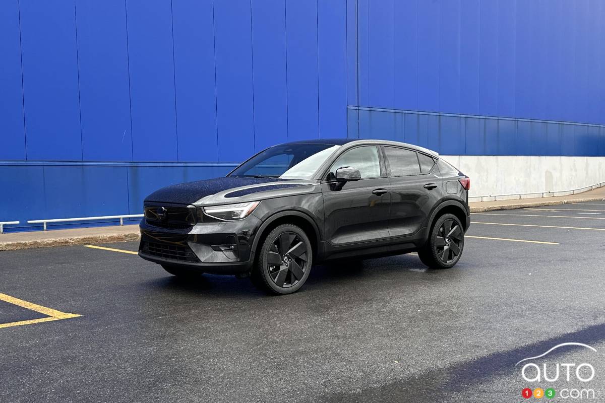 2025 Volvo EC40 Review: Plugged-In Scandinavian Elegance