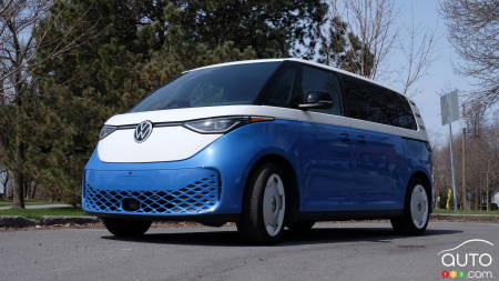 Recall of 771 Volkswagen ID. Buzz in Canada for Brake Light Issue