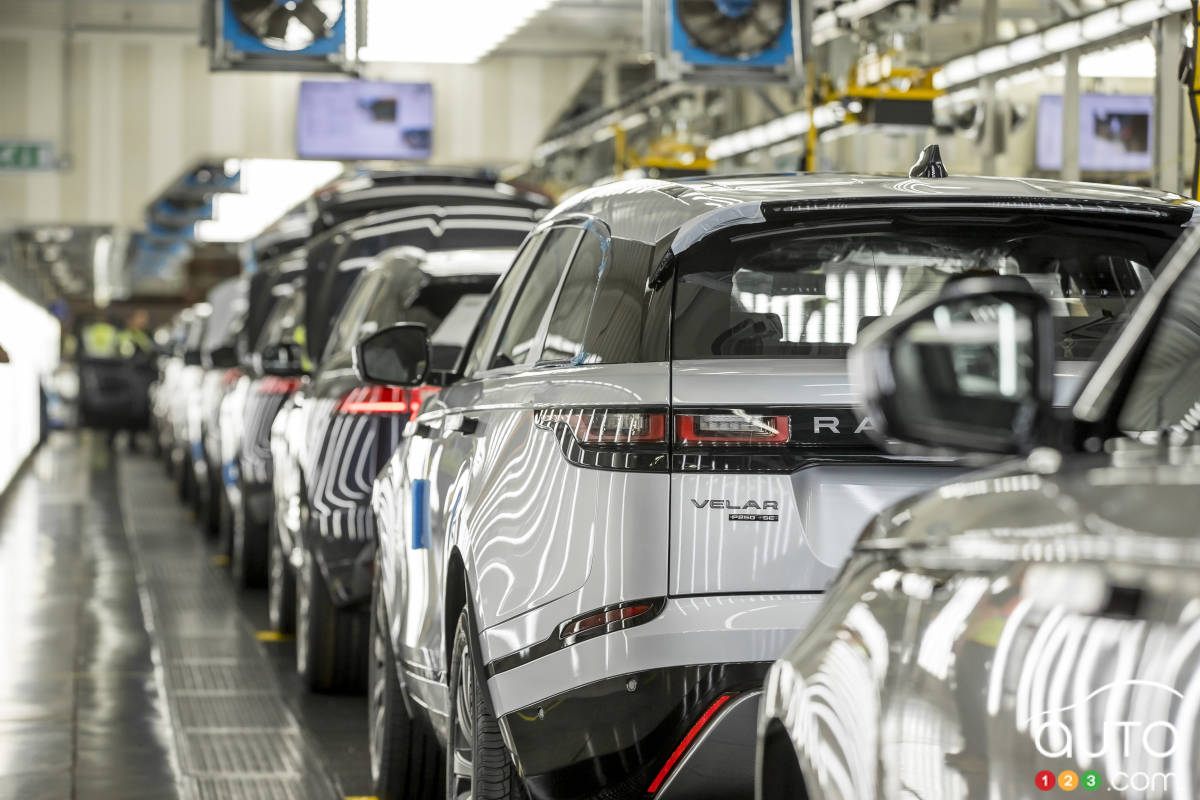 Jaguar Land Rover Resuming Vehicle Deliveries to U.S.