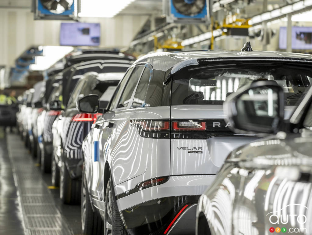 Inside Jaguar Land Rover's assembly plant in Hull, in the UK