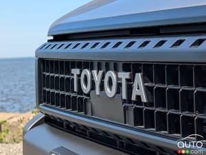 Toyota encaisse un coup de 1,64 milliard CAD en raison des tarifs américains