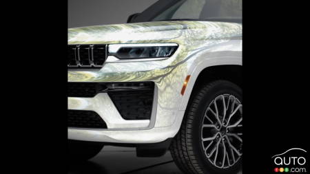 First Images of 2026 Jeep Grand Cherokee