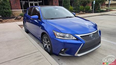 Meet the Million-Mile 2014 Lexus CT200h