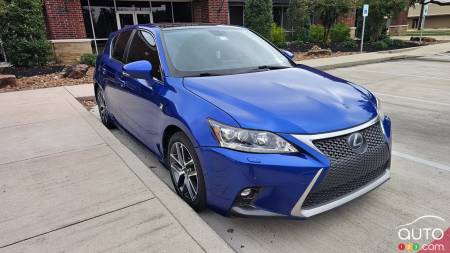 Meet the Million-Mile 2014 Lexus CT200h