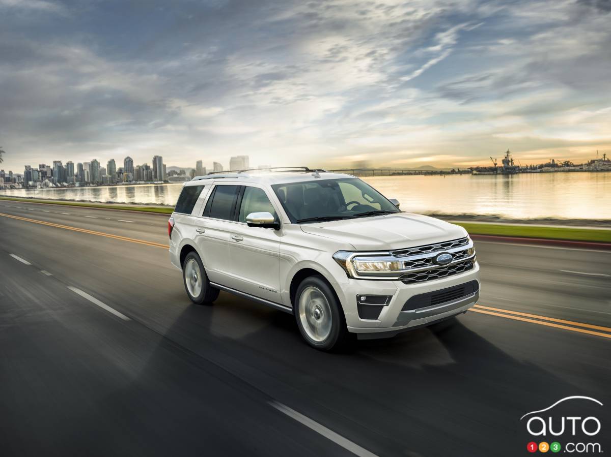 Ford Recalls 273,000 Expedition and Lincoln Navigator SUVs