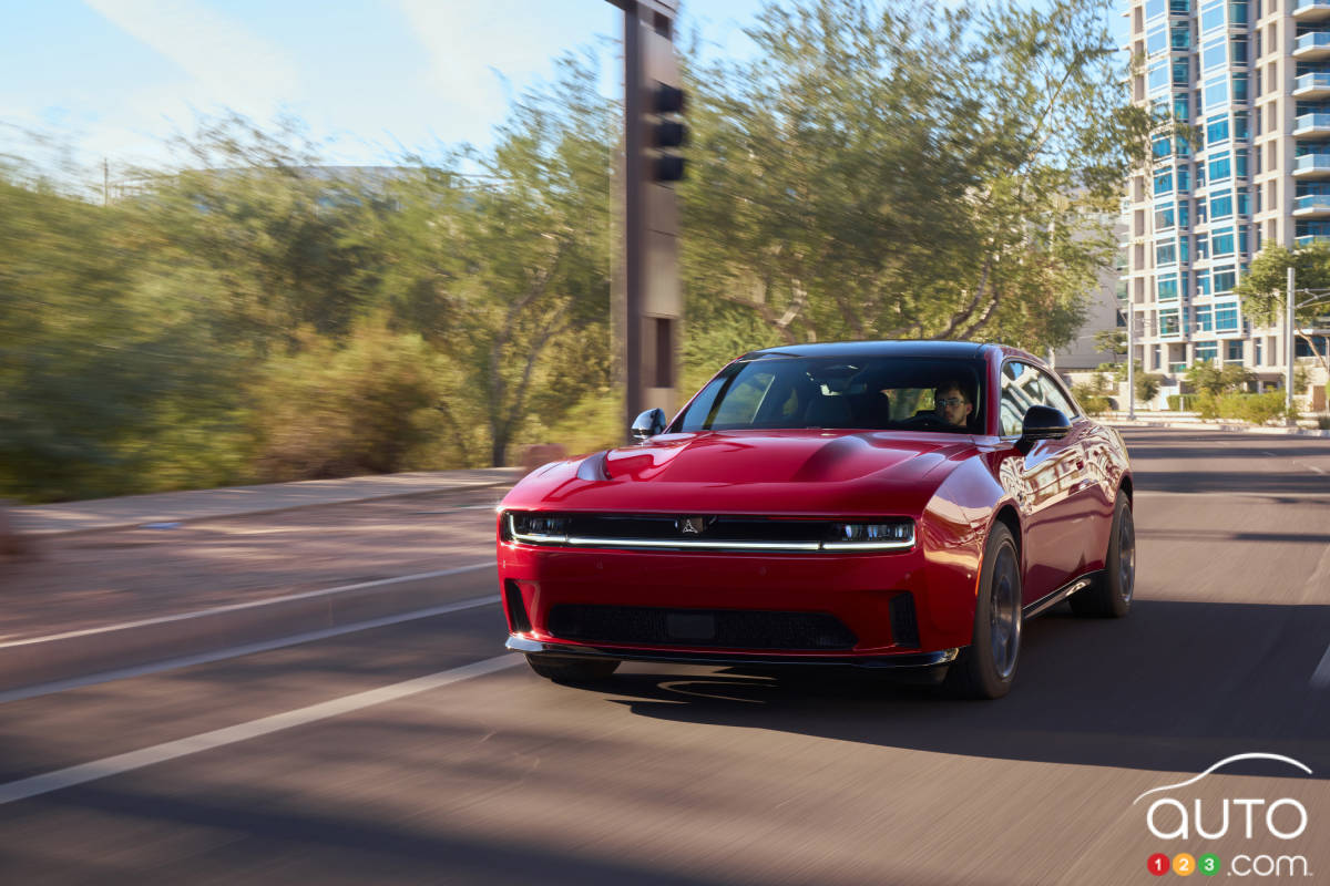Electric Dodge Charger Daytona R/T Bows Out