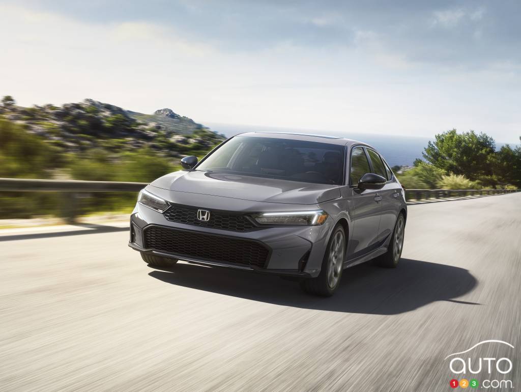 La Honda Civic Touring Hybride 2025
