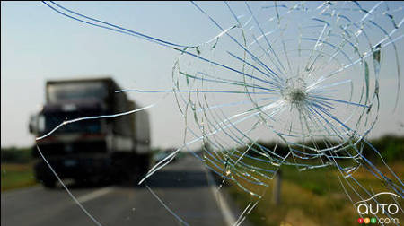 Can you Drive With a Cracked Windshield?