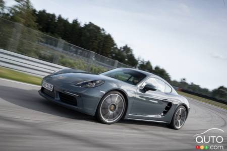 Porsche met fin aux Boxster et Cayman à essence