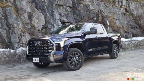 Toyota Recalls 450,000 Tundras for Backup Light Defect