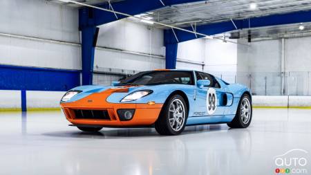 2006 Ford GT Once Owned by Wayne Gretzky Up for Auction