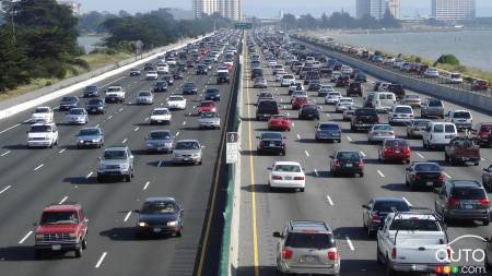 Republican Senators Want to Eliminate Penalties for Automakers Not Meeting CAFE Standards