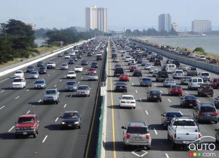 Republican Senators Want to Eliminate Penalties for Automakers Not Meeting CAFE Standards