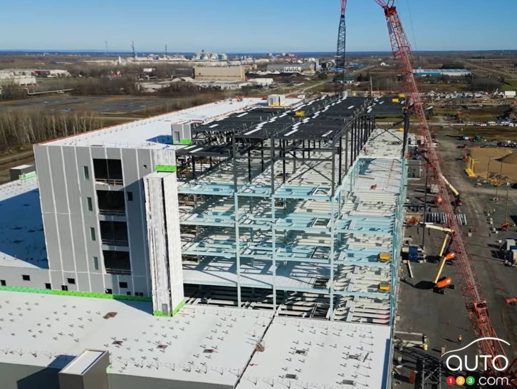 L'usine de batterie EcoPro à Bécancour, au Québec