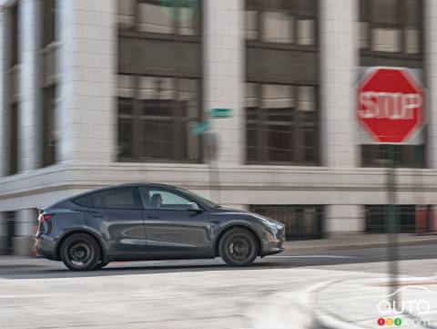 Tesla Aims to Launch Robotaxis as of June 22 in Austin