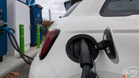 Sales of Zero-Emission Vehicles Fell in Canada in April