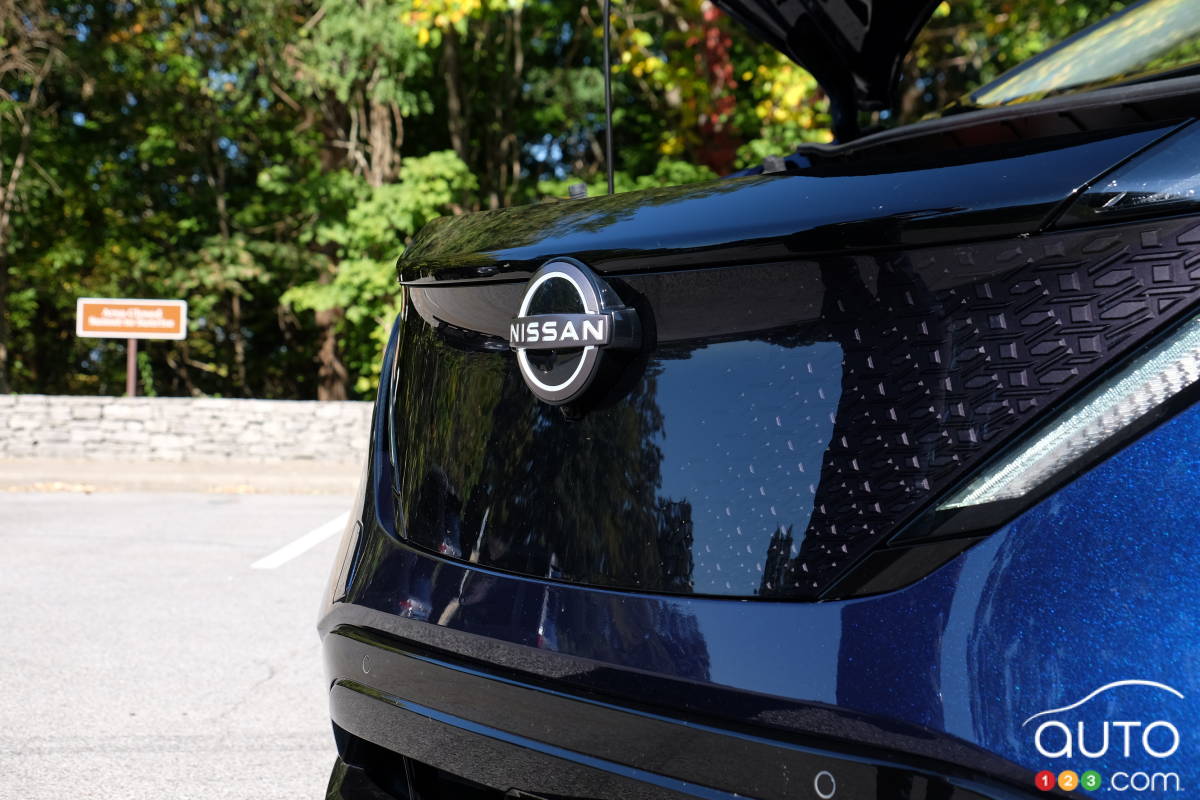 Nissan Plans to Reduce Stake in Renault