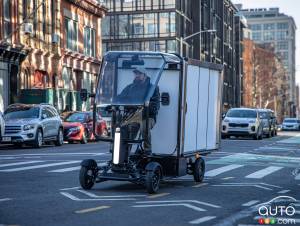 Honda Presents Electric Quadricycle for Last-Mile Deliveries