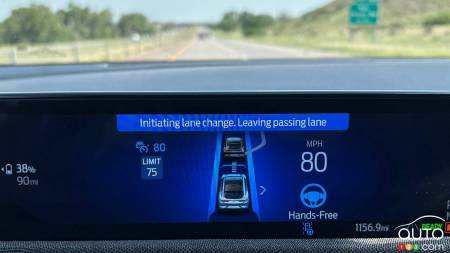 Ford’s BlueCruise Adds Automatic Lane Changing Function