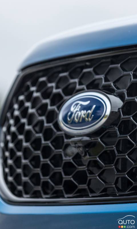 Ford Recalls 200,000 Vehicles for Rearview Camera Issue